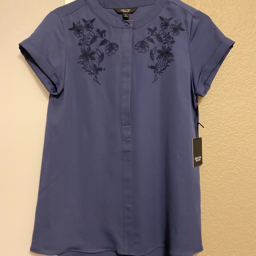 Simply Vera Navy Top with Black Floral Embroidery Trim Size XS NWT